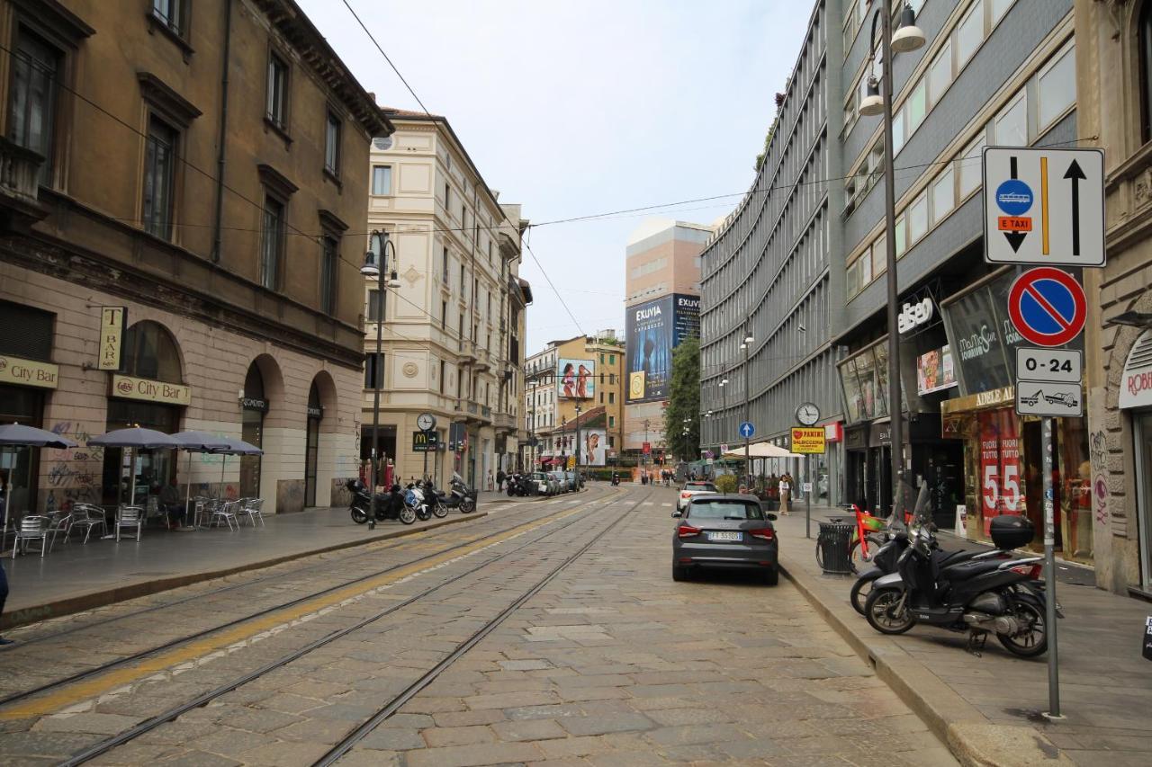 Via Torino Apartment 2 มิลาน ภายนอก รูปภาพ