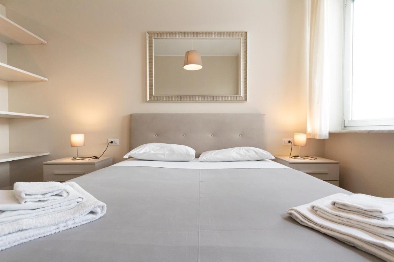 Via Torino Apartment 2 มิลาน ภายนอก รูปภาพ