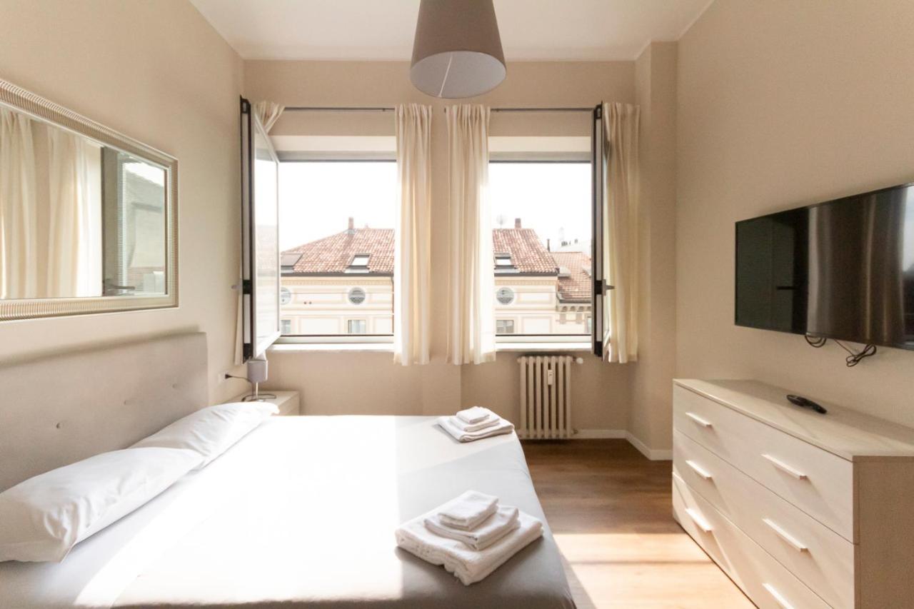 Via Torino Apartment 2 มิลาน ภายนอก รูปภาพ